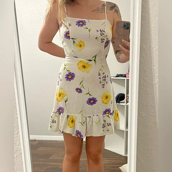 Forever 21 Yellow and Purple Flower Linen Dress Forever 21 Yellow and Purple Flower Linen Dress